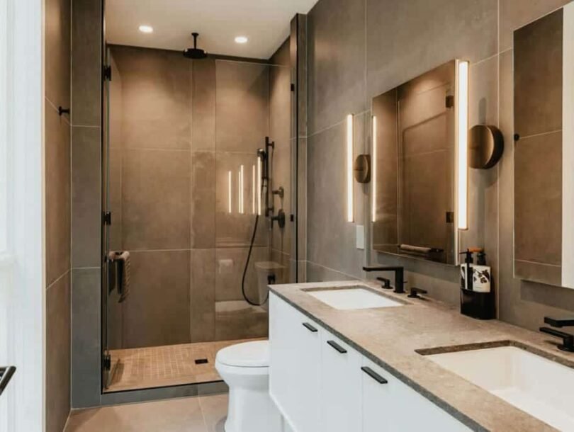 smart-ways-to-save-money-on-bathroom-remodel-1024x683